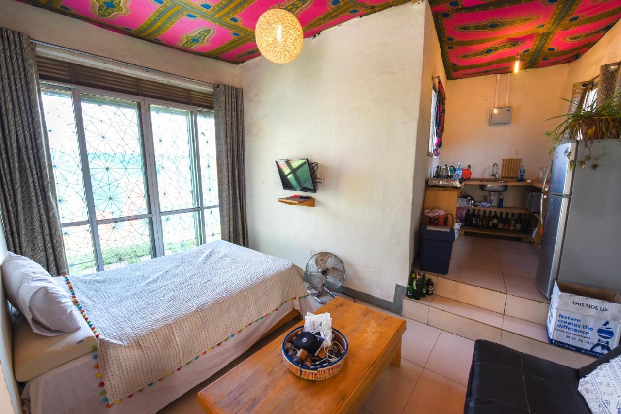 Hôtel Nyumba 591 à Kampala Extérieur photo