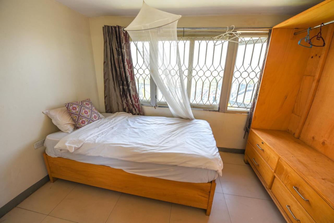 Hôtel Nyumba 591 à Kampala Extérieur photo